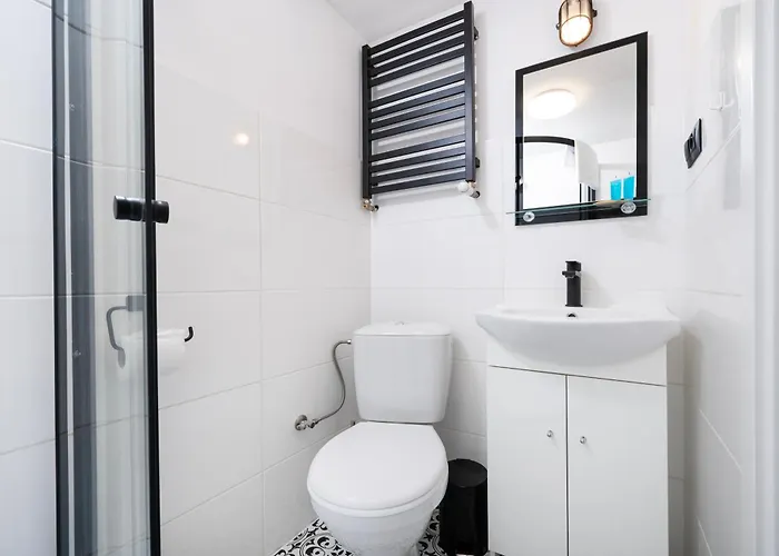 Apartment Poznanska Comfy By Bookinghost *